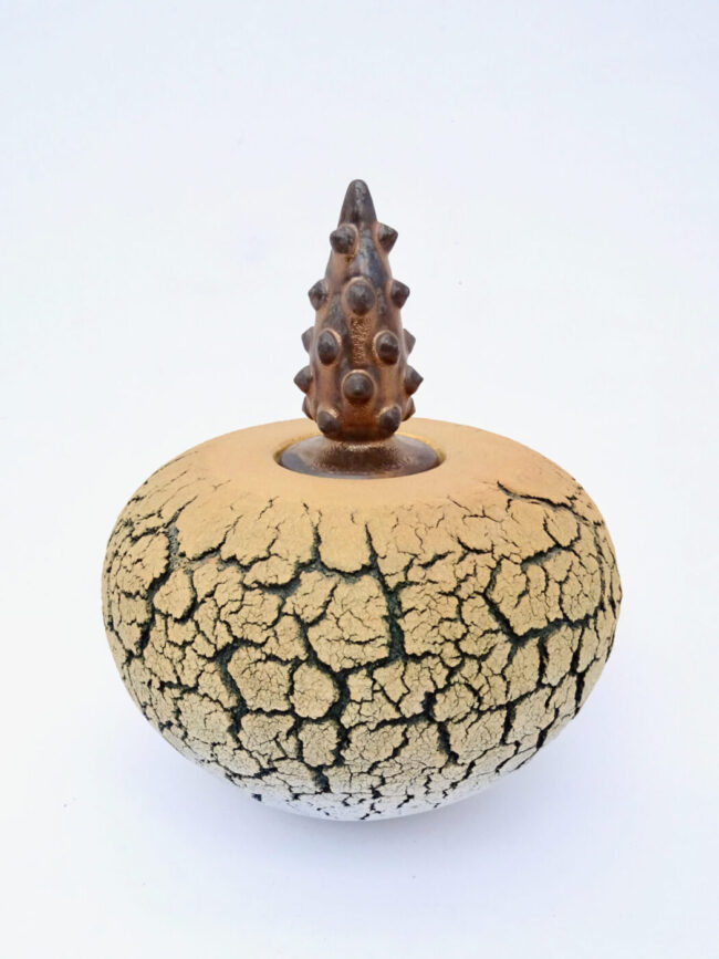 1824-‘Ochre Pagode Pot’